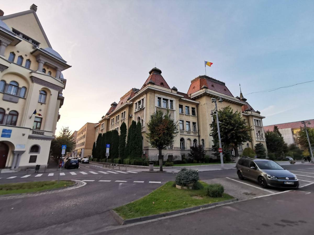 Youth Central Apartment Târgu-Mureş Exterior foto